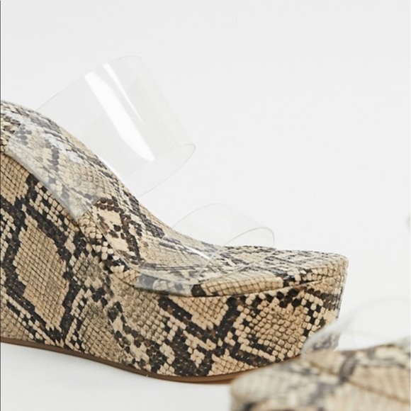 ASOS Healed Wedge in Beige Snake - Picture 3 of 4